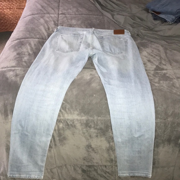 Abercrombie Jeans Light Wash - Picture 3 of 3
